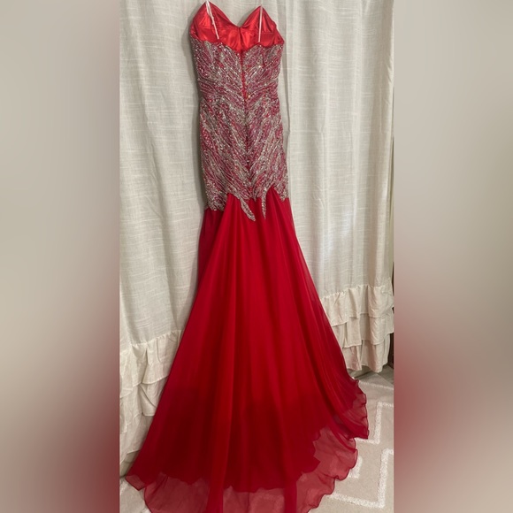 Pageant\Prom\Formal event - Picture 4 of 6